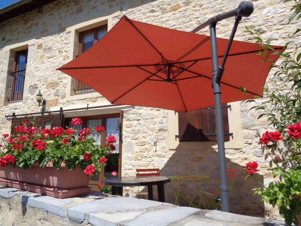 Appartamento Les Dessous De La Grange Larroque-Toirac Esterno foto